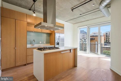 apt-428-1515 15th St Nw, WASHINGTON, DC, 20005-1863 | Card Image