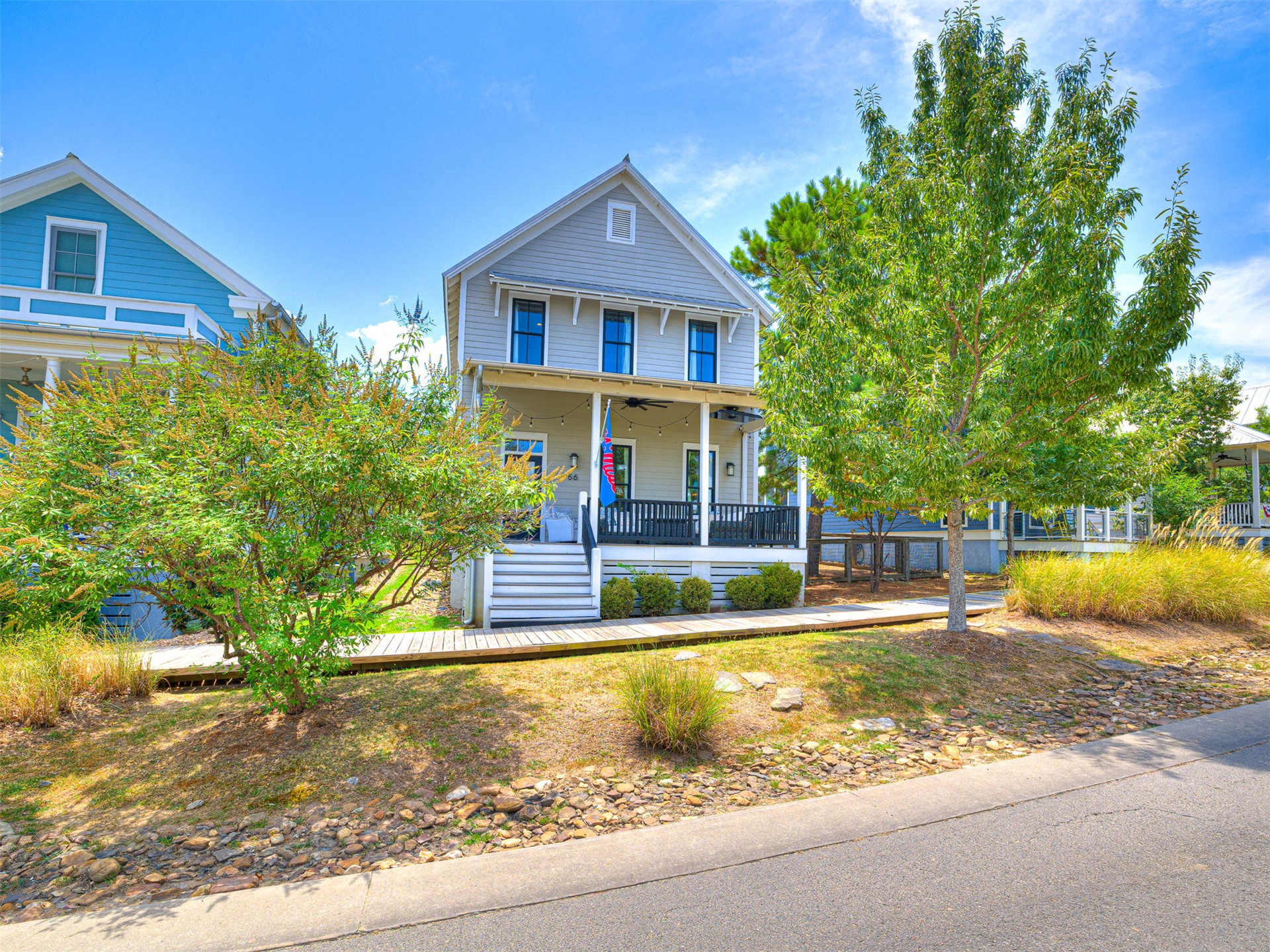 Residential in Carlton Landing 2