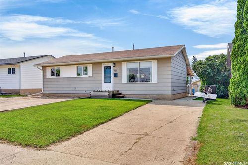 107 Kingston Street, Melfort, SK, S0E1A0 | Card Image