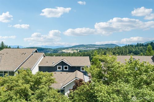 505-93 Sky Ridge Rd Nw, Issaquah, WA, 98027-5665 | Card Image