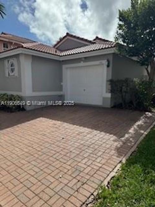 1140-1140 Lidflower St, Hollywood, FL, 33019-4869 | Card Image