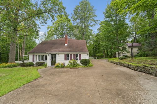 2042 Wager Road, Erie, PA, 16509 | Card Image
