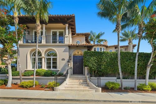 1000 Highview Ave, Manhattan Beach, CA, 90266-5815 | Card Image