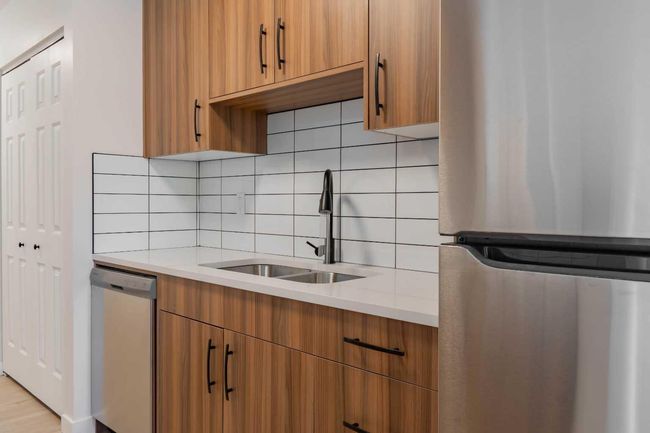 212 - 515 57 Ave Sw, Condo with 2 bedrooms, 1 bathrooms and 1 parking in Calgary AB | Image 10