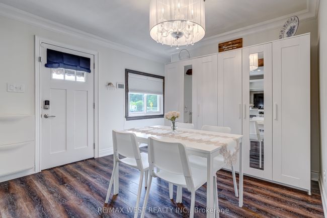 31 Beaver St, House other with 3 bedrooms, 2 bathrooms and 8 parking in Glen Williams ON | Image 4