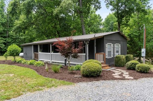 719 Wilson Rd, Chatsworth, GA, 30705-7011 | Card Image