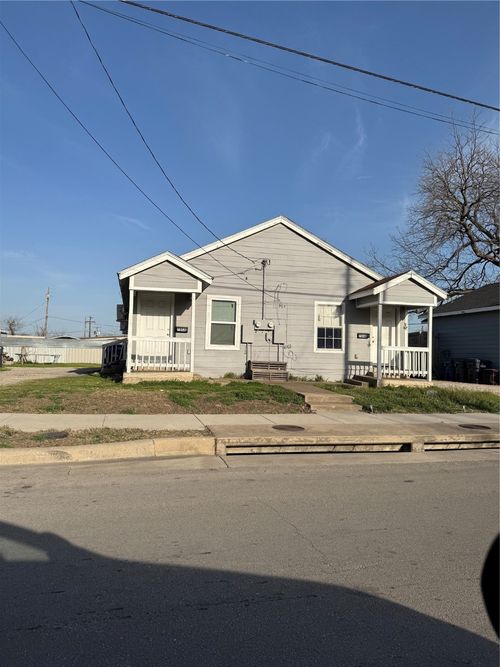 704 N Tennessee St, Mckinney, TX, 75069-3962 | Card Image