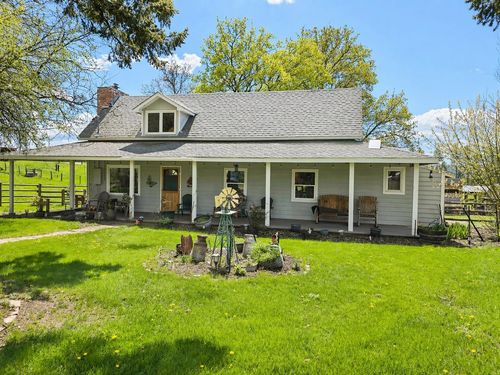 28628 N Dunn Rd, Chattaroy, WA, 99003-8723 | Card Image