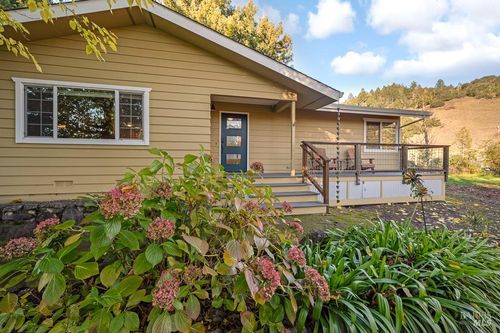 3660 Holly Oak Way, Santa Rosa, CA, 95404-9533 | Card Image