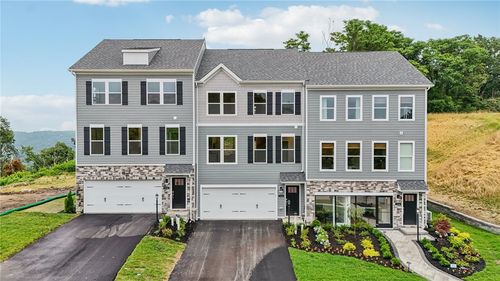 155 River Ridge Dr, Coraopolis, PA, 15108-8911 | Card Image