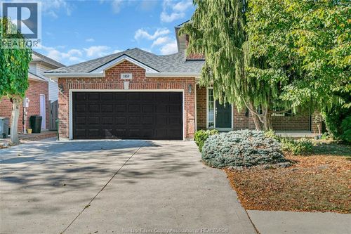 1459 Clover Ave, Windsor, ON, N8P1R2 | Card Image