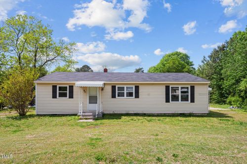 67 Davie Smith St, Roanoke Rapids, NC, 27870-9366 | Card Image