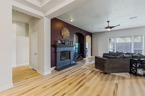 20611 Garden Ridge Cyn, Richmond, TX, 77407-4135 | Card Image
