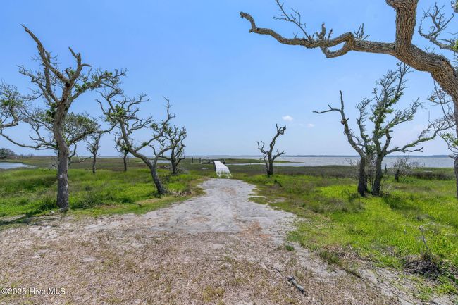 316 Bettie Path Rd, House other with 2 bedrooms, 2 bathrooms and null parking in Beaufort NC | Image 9