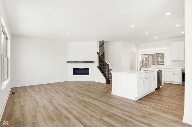 13421 Carlsbad Pl, Townhouse with 3 bedrooms, 4 bathrooms and null parking in Fishers IN | Image 16