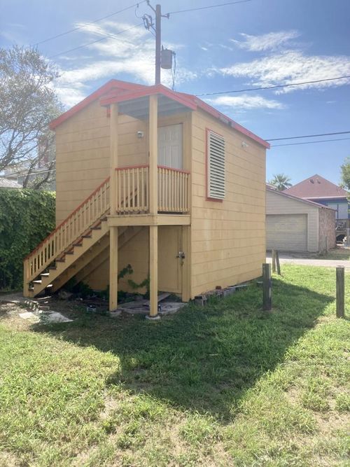 c-1907 Avenue O 1/2, Galveston, TX, 77550-8052 | Card Image