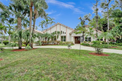 4955 Nw 81st Ave, Coral Springs, FL, 33067-2001 | Card Image