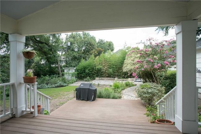 2203 Griswold Ln, House other with 4 bedrooms, 4 bathrooms and 4 parking in Austin TX | Image 24