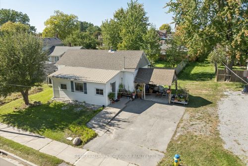 16 Snooks Rd, Georgina, ON, L0E1R0 | Card Image