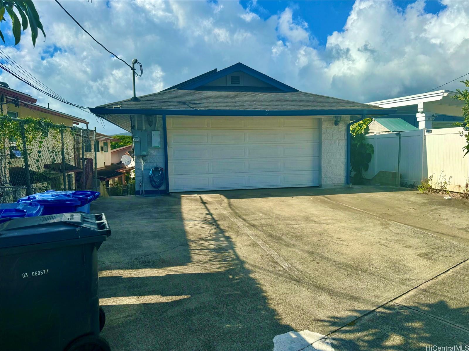 Lusitana St, Honolulu, HI 96813