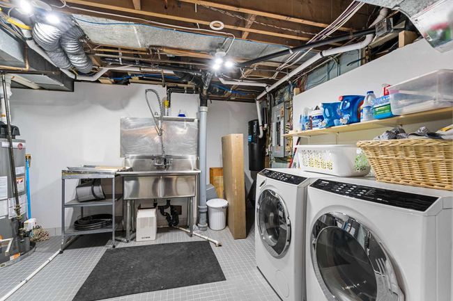 323 Alcott Cres Se, House other with 5 bedrooms, 3 bathrooms and 2 parking in Calgary AB | Image 25