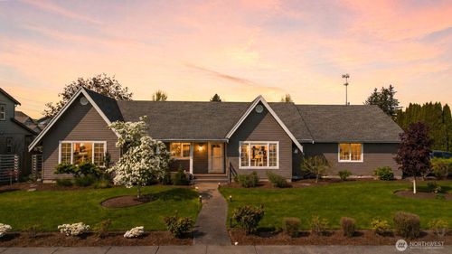 1277 Aaron Dr, Lynden, WA, 98264-9030 | Card Image