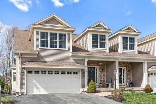 10-10 White Cedar Dr, Middleton, MA, 01949-1918 | Card Image