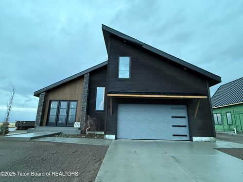 1016 Iroquois Ave, Driggs, ID, 83422 | Card Image