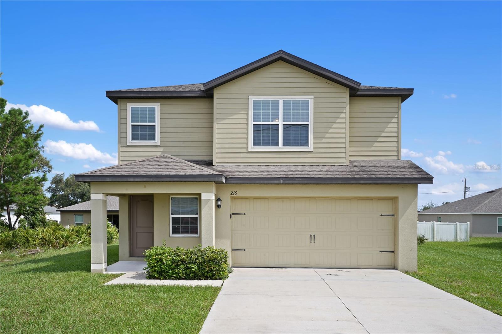Residential in POINCIANA 4