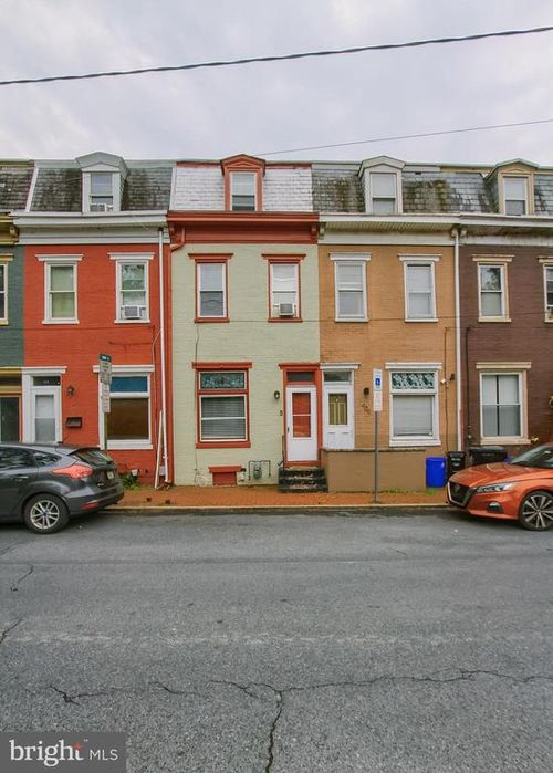 411 Herr St, Harrisburg, PA, 17102-1727 | Card Image