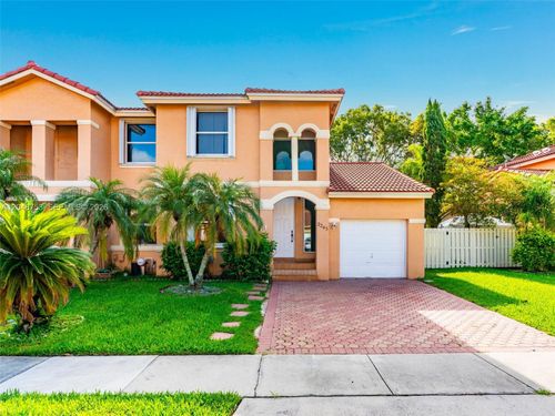 2245 Nw 160th Ter, Pembroke Pines, FL, 33028-1240 | Card Image