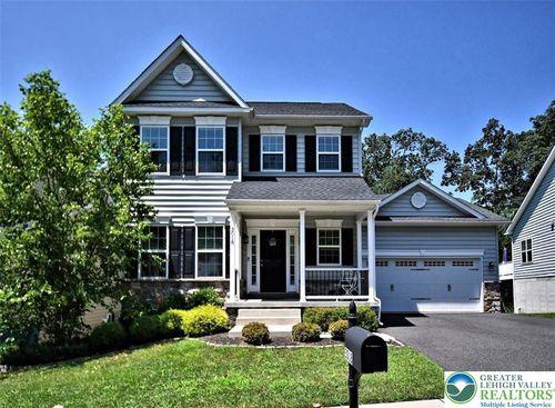 3018 Lynwood Ct, PENNSBURG, PA, 18073-1288 | Card Image