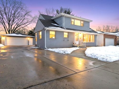 507 S Waterman Ave, Arlington Heights, IL, 60004-6928 | Card Image