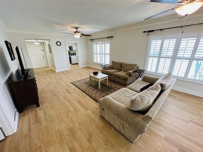 APT-401 - 4950 Gulf Blvd, Condo with 2 bedrooms, 2 bathrooms and null parking in ST PETE BEACH FL | Image 15