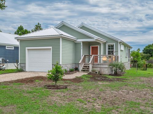 272 Lake Mc Kissack Ln, Carrabelle, FL, 32322-3114 | Card Image
