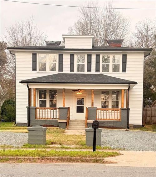 524 Boyd St, Reidsville, NC, 27320-5302 | Card Image