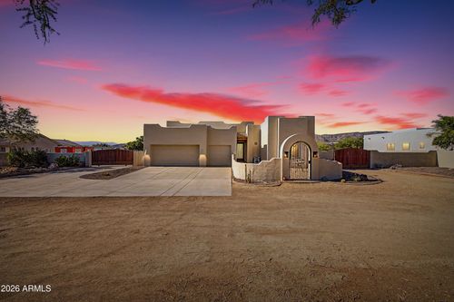 1120 E Circle Mountain Rd, New River, AZ, 85087-0904 | Card Image