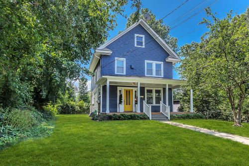 10 Dosoris Way, Glen Cove, NY, 11542-2633 | Card Image