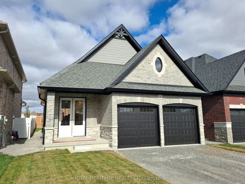 8 St Augustine Dr, Whitby, ON, L1M0L7 | Card Image