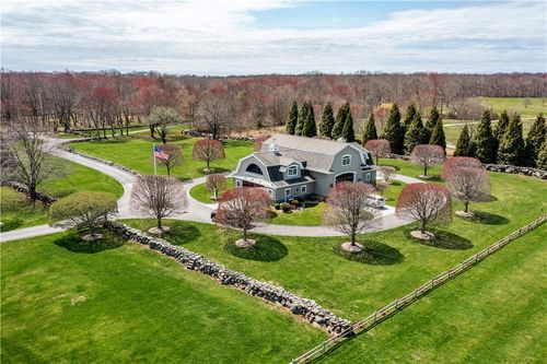 20 Geralds Farm Dr, Exeter, RI, 02822-3604 | Card Image