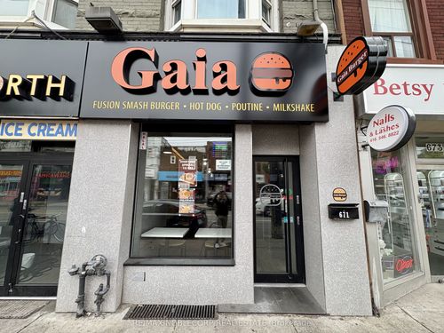 {{alt}} | Card Image