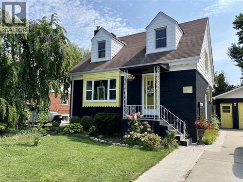 480 Montcalm Ave, Sarnia, ON, N7S2P9 | Card Image