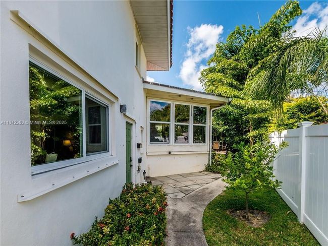 2616 26 Th Ave, House other with 4 bedrooms, 3 bathrooms and null parking in Lighthouse Point FL | Image 26