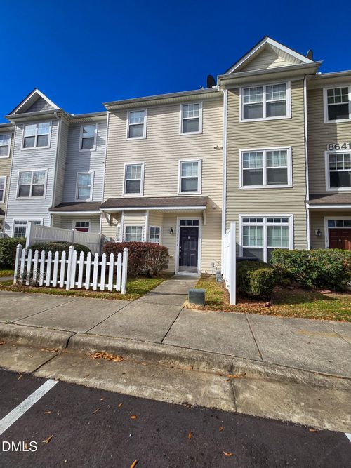 apt-108-8641 Neuse Club Ln, Raleigh, NC, 27616-8389 | Card Image