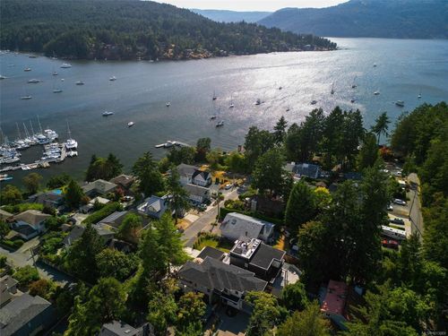 7221 Peden Lane, Brentwood Bay, BC, V8M1C5 | Card Image