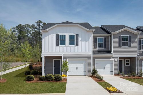 8109 Hidden Springs Trl, Charlotte, NC, 28216 | Card Image
