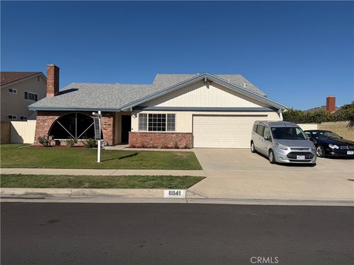 8841 Palos Verdes Ave, Westminster, CA, 92683-6833 | Card Image