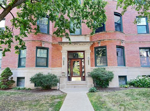 apt-2-4651 N Dover St, Chicago, IL, 60640-8260 | Card Image
