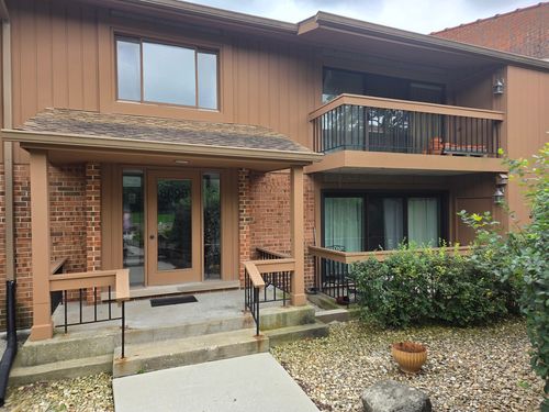 3-1-8090 Garfield Ave, Burr Ridge, IL, 60527-7910 | Card Image