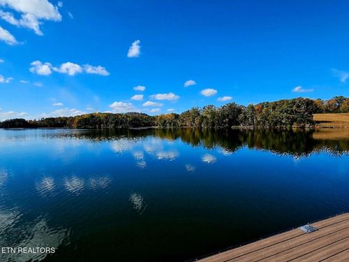 155 Pineberry Dr, Vonore, TN, 37885-2055 | Card Image